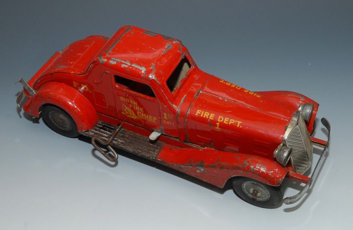 Marx Siren Fire Chief Windup Car