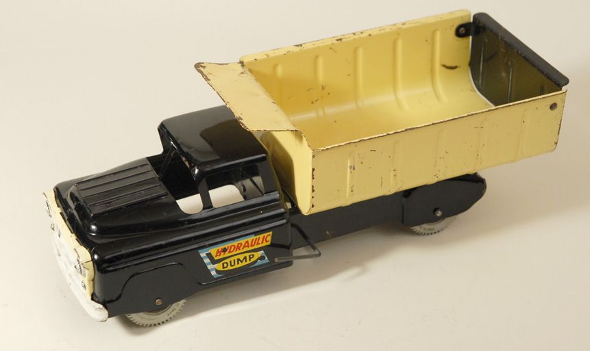 Marx Hydraulic Dump Truck